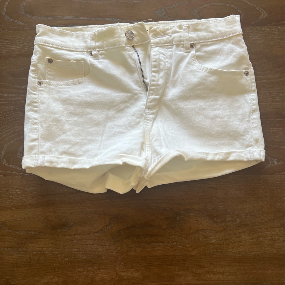 White jean shorts